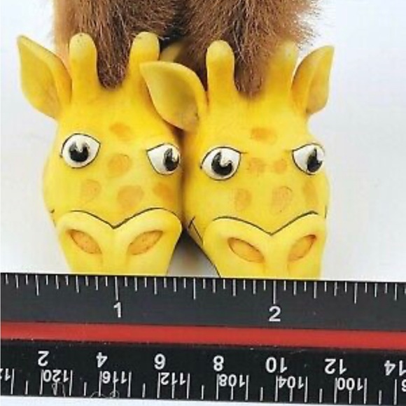 Willow Hall Shoo Shoo Chomp Chomp Giraffe Boots figurine collectible. - Picture 9 of 10